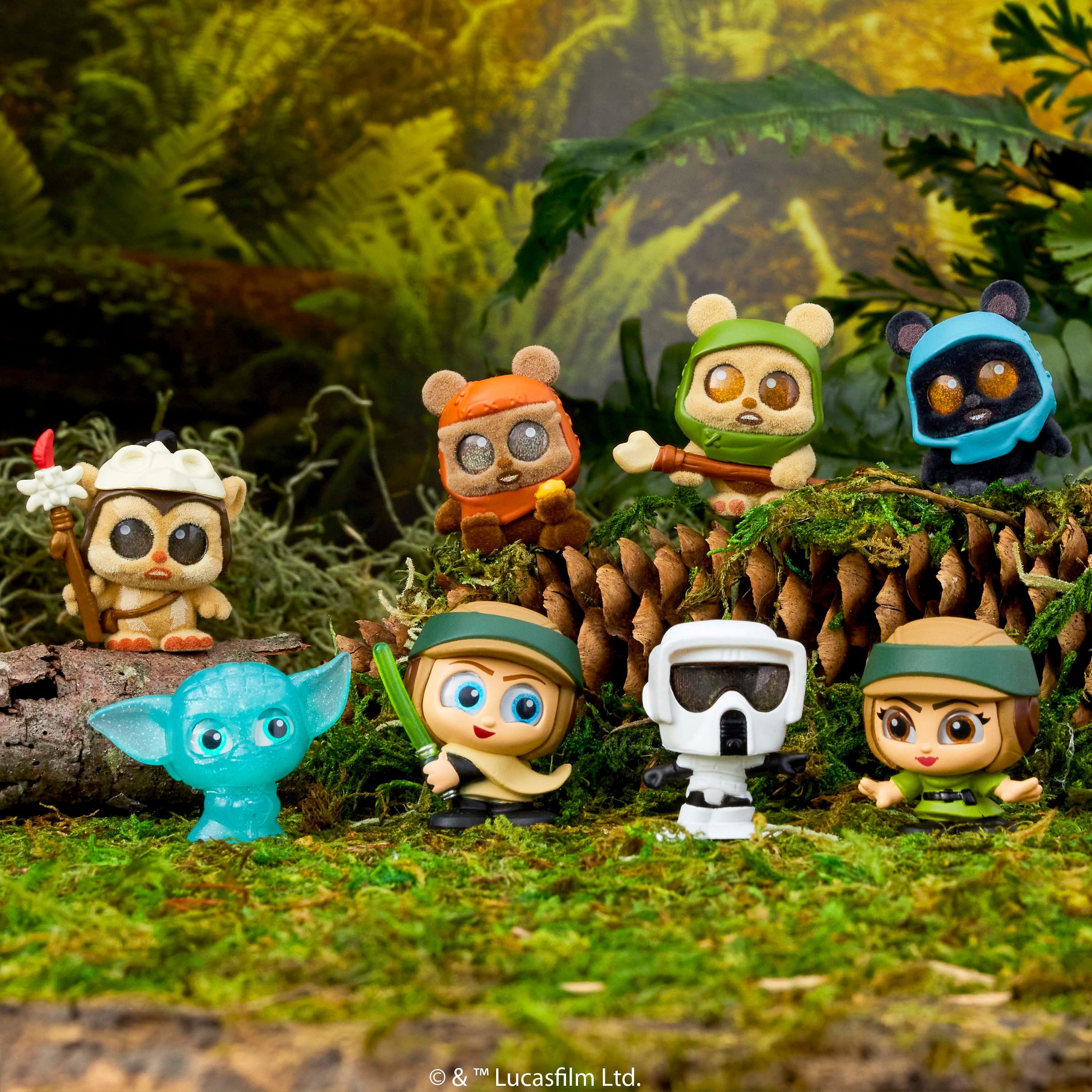STAR WARS™ Doorables Ewok Village Collection Peek, Collectible Figures, Kids Toys for Ages 5 Up